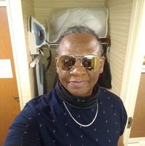 Meet your Posher, Derek